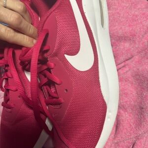 Nike Women's Hot Pink Low-Top Athletic Sneakers with White Swoosh